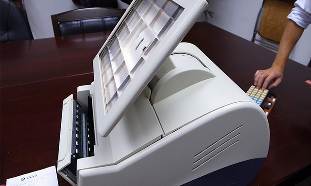 彩票機(jī)模型